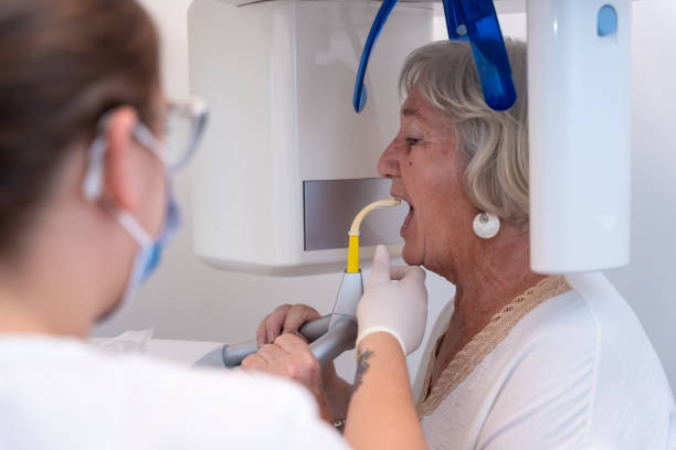 Best Emergency Dental Extractions in La Nte, MO